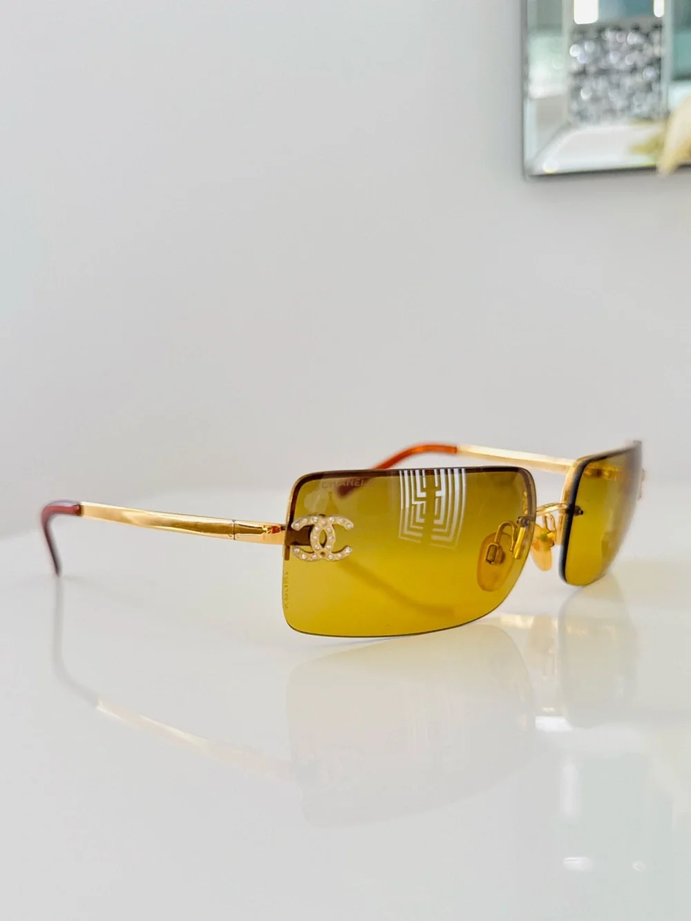 RARE ✨Authentic Vintage Chanel 4104-B rimless gold sunglasses